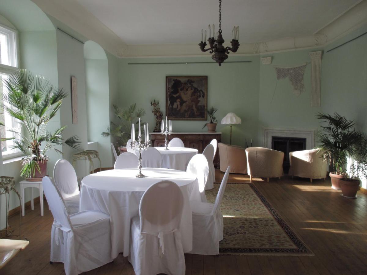Gartenzimmer Im Schloss Neuhausen Neuhausen  Dış mekan fotoğraf