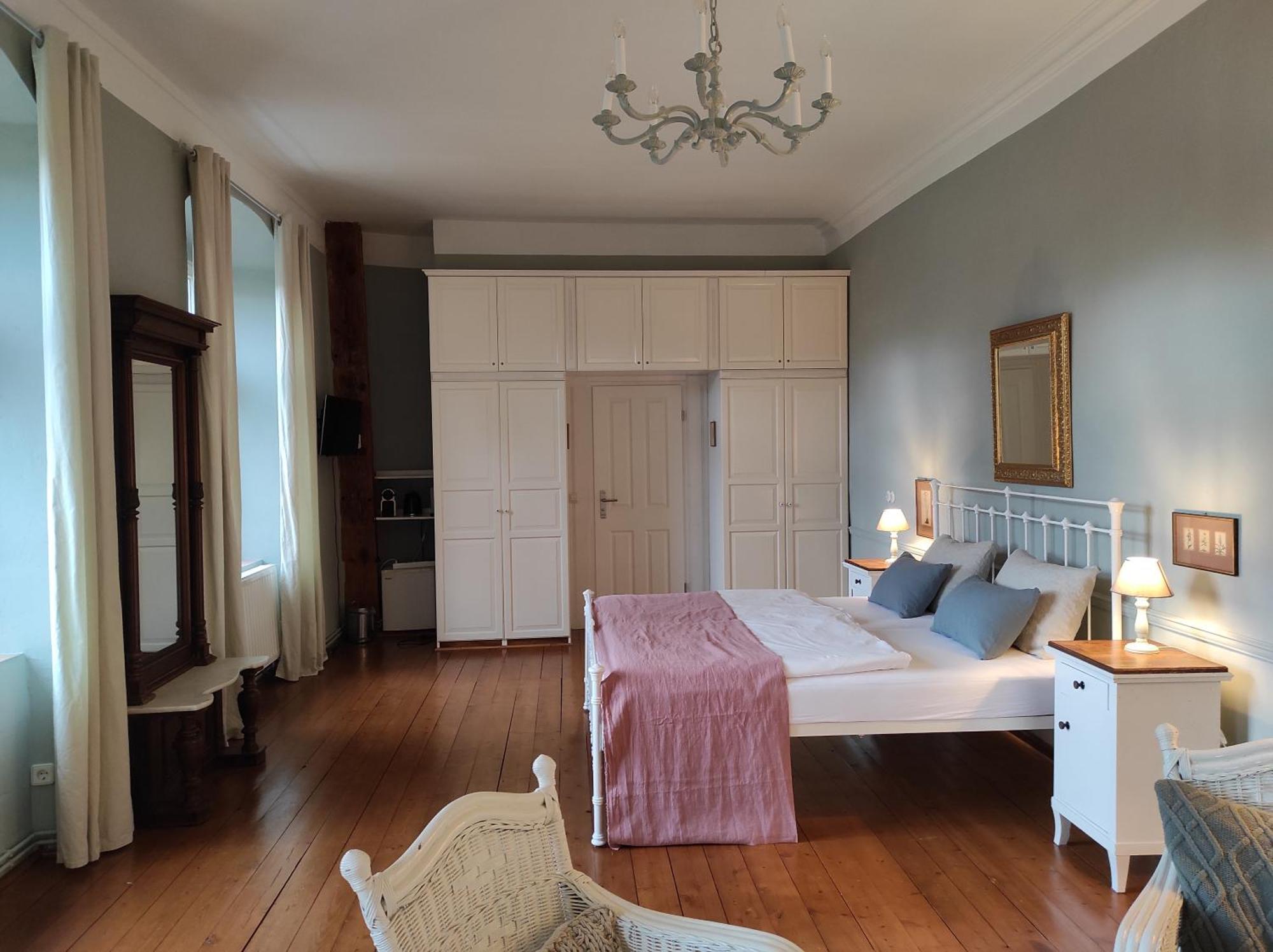 Gartenzimmer Im Schloss Neuhausen Neuhausen  Dış mekan fotoğraf